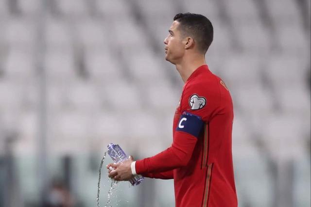 九游体育下载-TA：强烈反对后FIFA允许球迷带水瓶进场馆，但墨西哥不适用